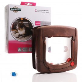 Infrared Cat Flap Brown - Staywell 520 - Blue Key by PetSafe