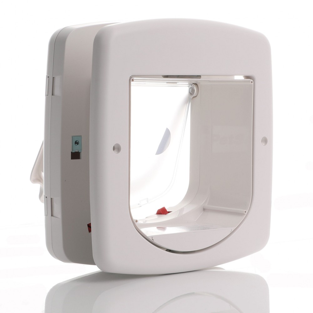 Staywell Cat Flap 400 4 Way Locking by PetSafe