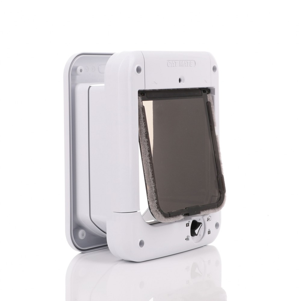 Cat Mate Microchip Cat Door 360 White PetMate
