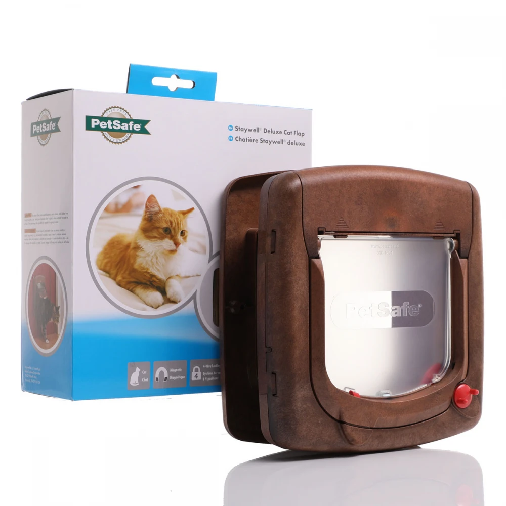 Staywell 420 Deluxe Magnetic Cat Flap Woodgrain