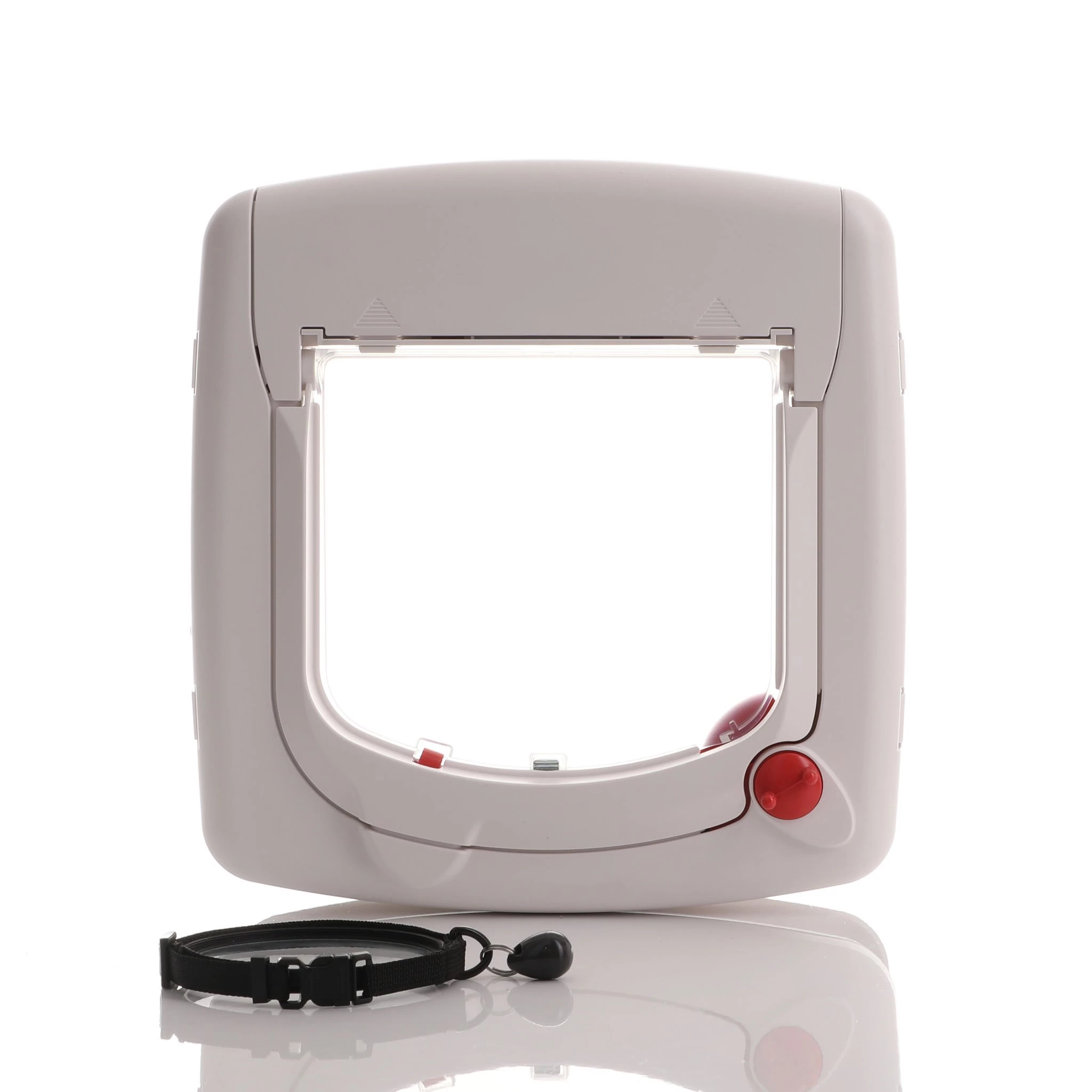 PetSafe Staywell 400 Deluxe Magnetic Cat Flap front view